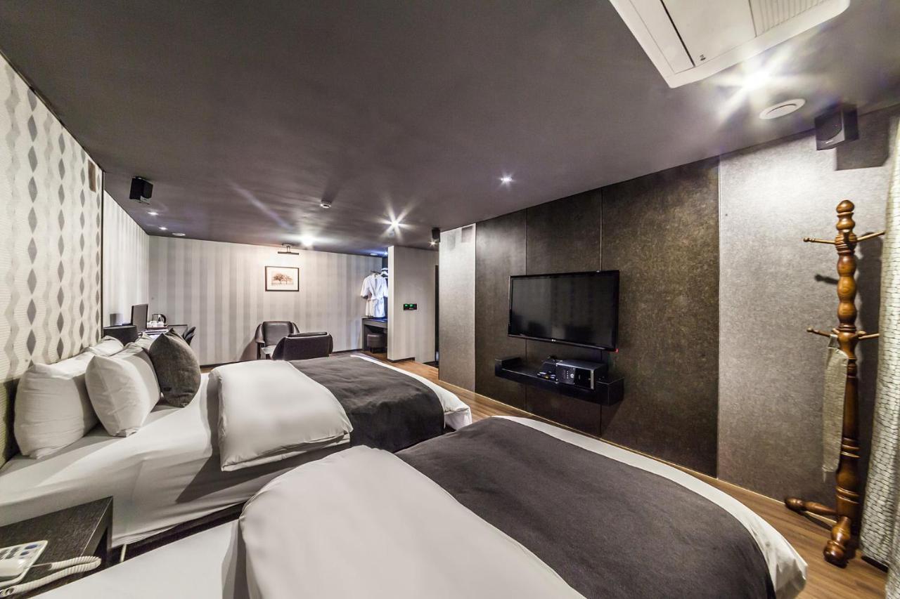 Uijeongbu Jbis Hotel מראה חיצוני תמונה
