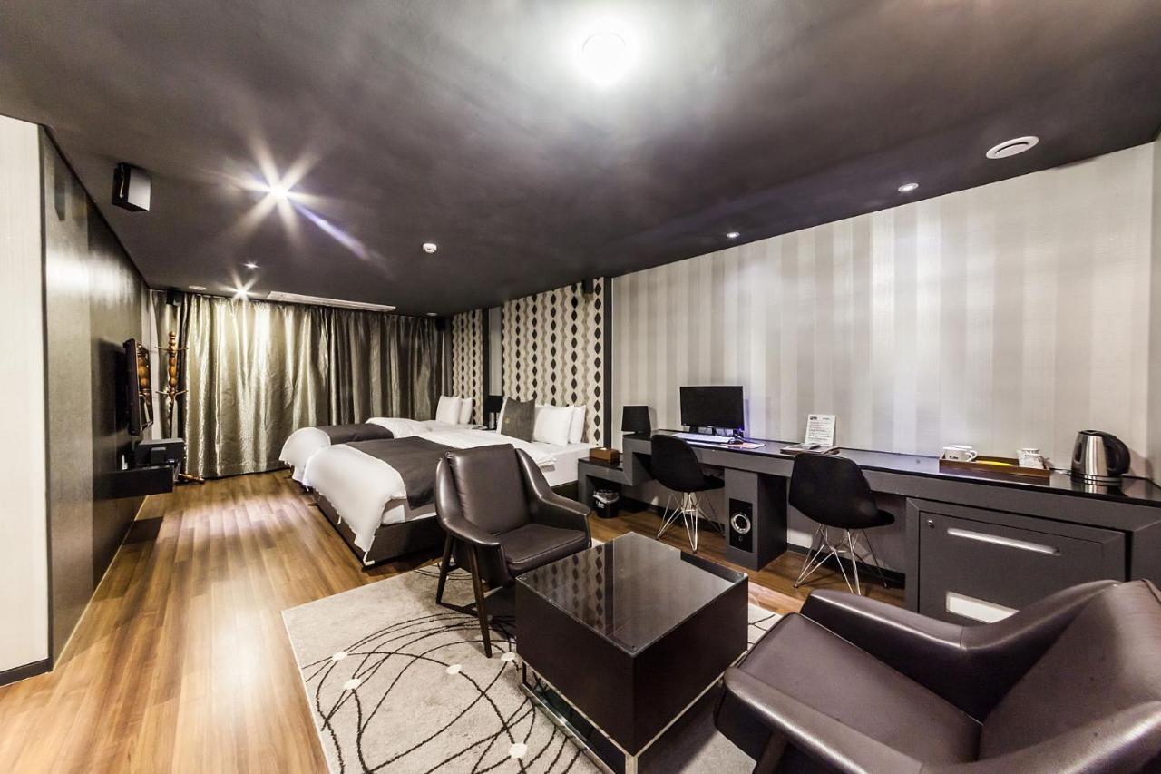 Uijeongbu Jbis Hotel מראה חיצוני תמונה