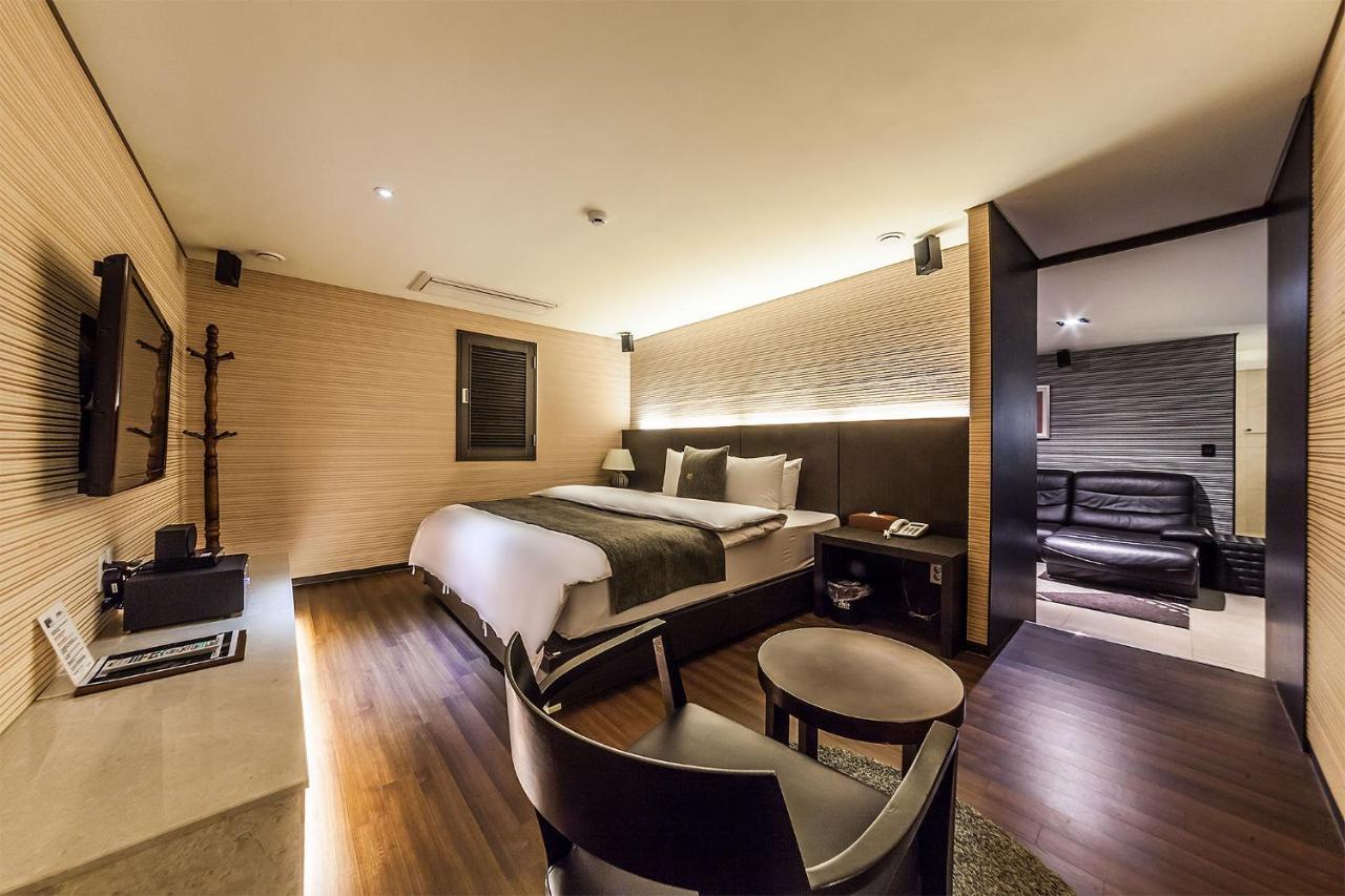 Uijeongbu Jbis Hotel מראה חיצוני תמונה