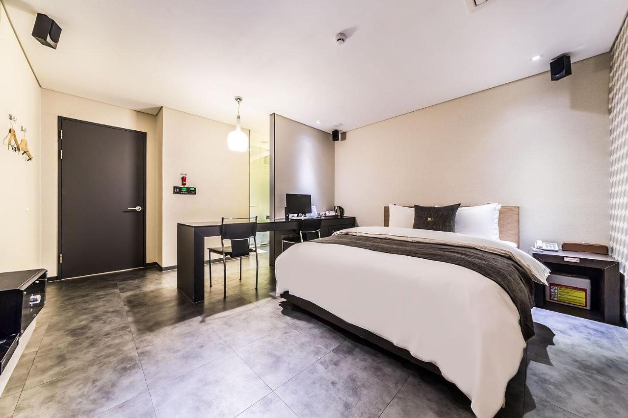 Uijeongbu Jbis Hotel מראה חיצוני תמונה