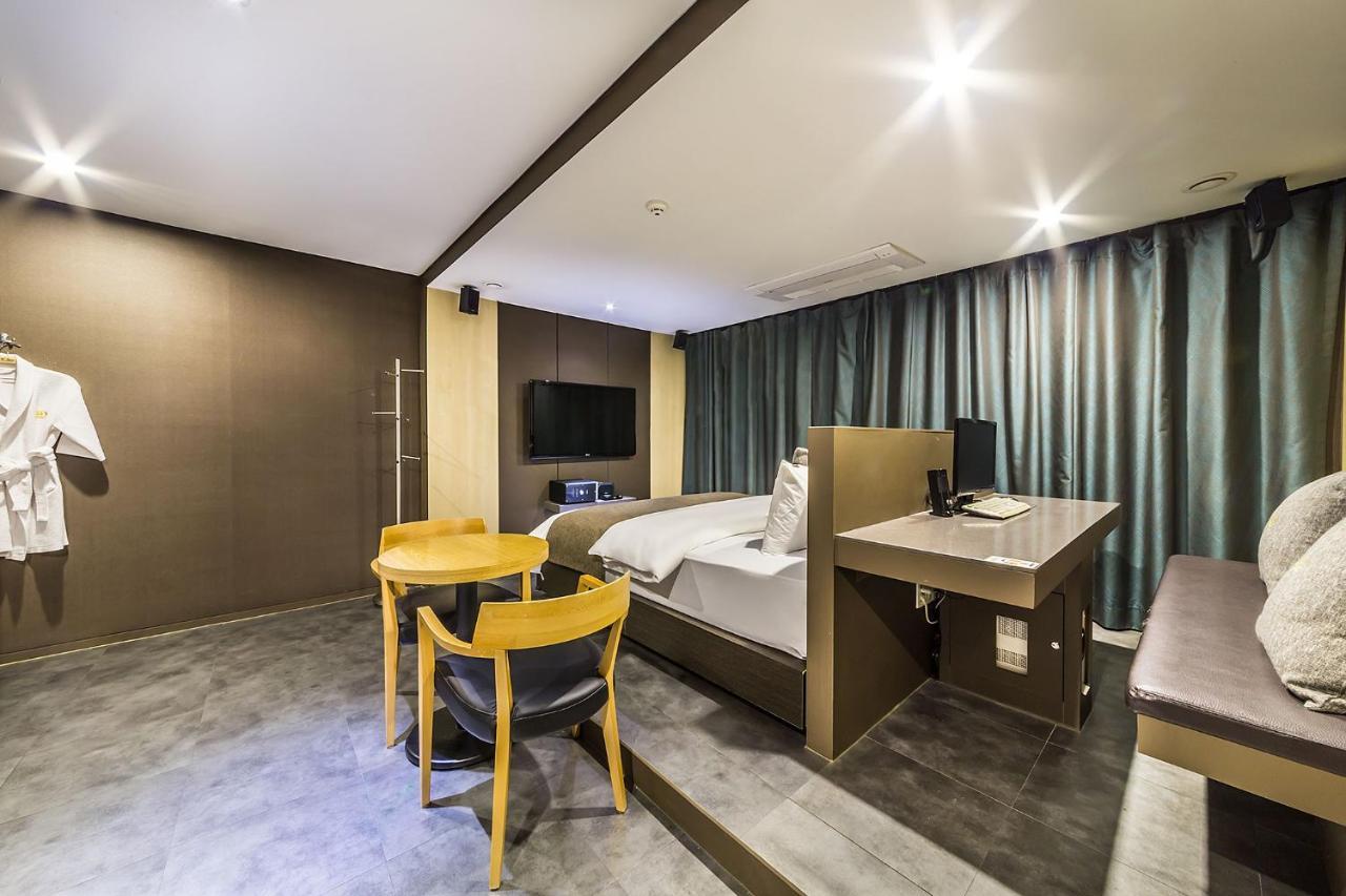Uijeongbu Jbis Hotel מראה חיצוני תמונה