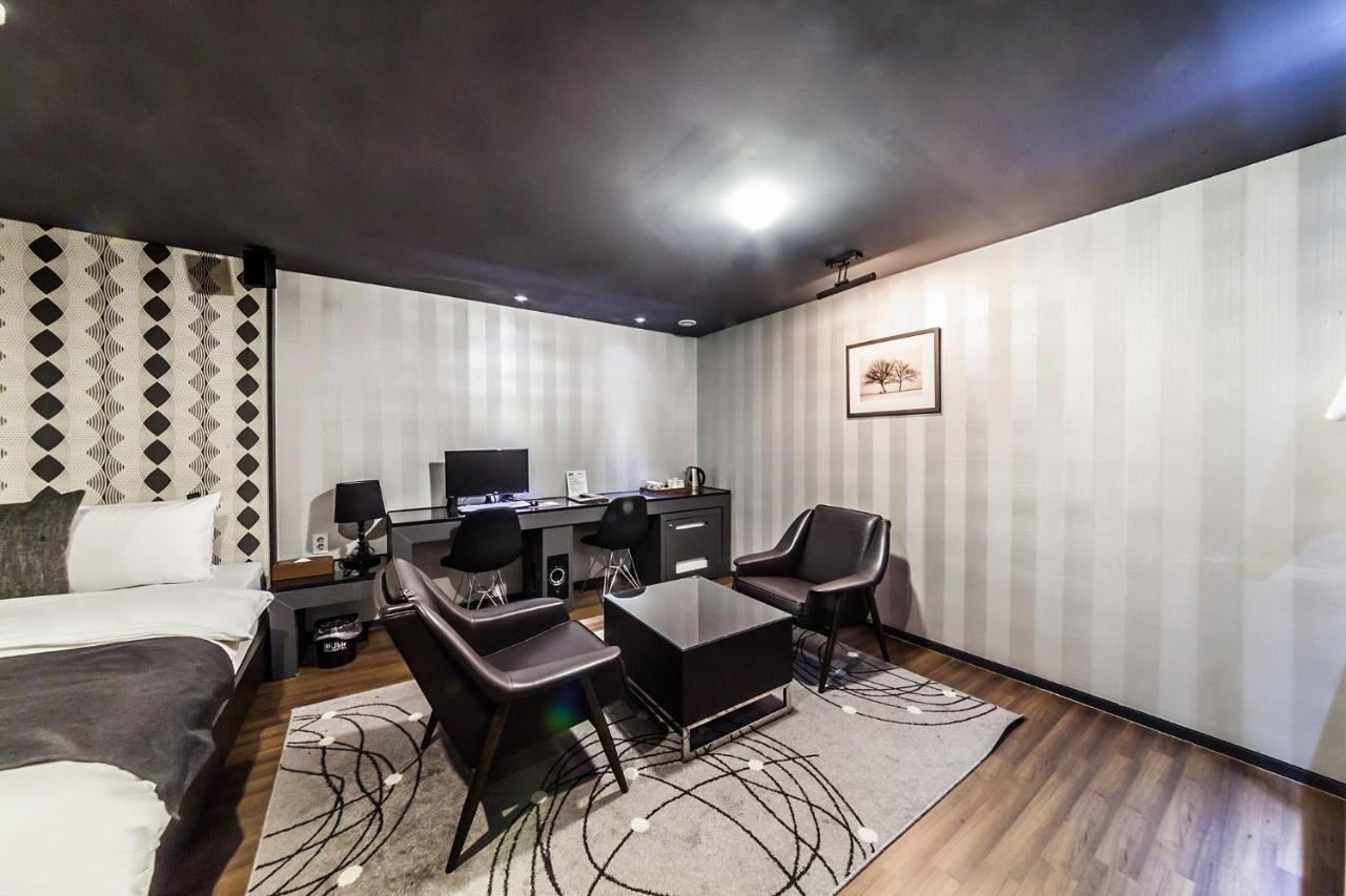 Uijeongbu Jbis Hotel מראה חיצוני תמונה