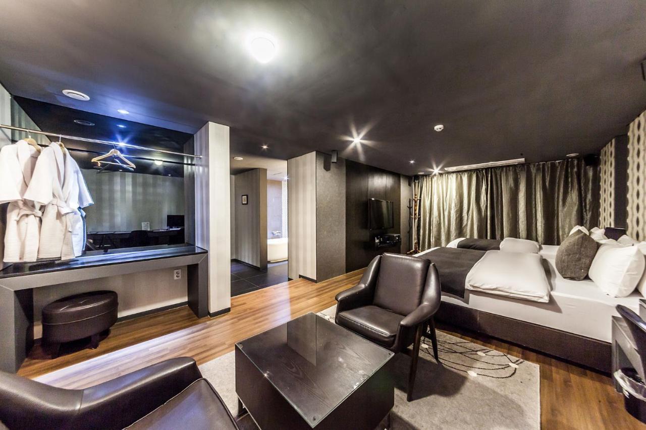 Uijeongbu Jbis Hotel מראה חיצוני תמונה