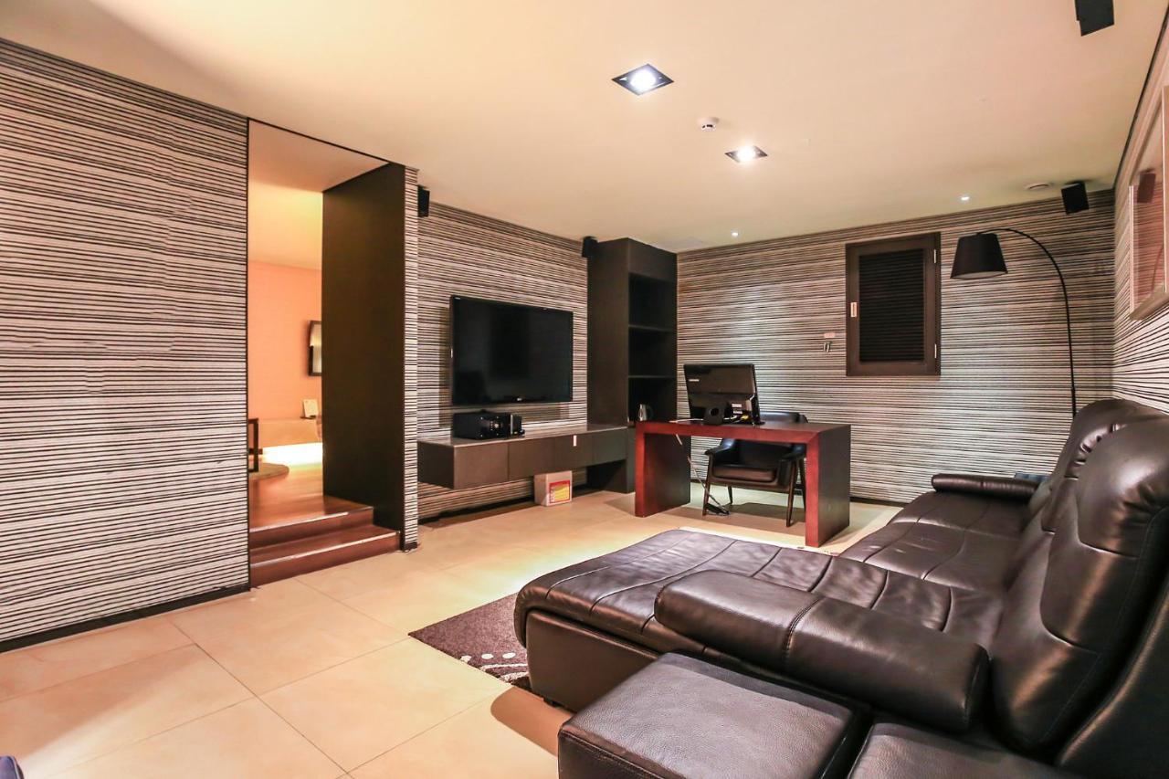 Uijeongbu Jbis Hotel מראה חיצוני תמונה
